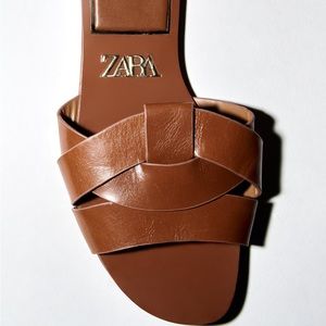 Zara flat crossed leather sandals